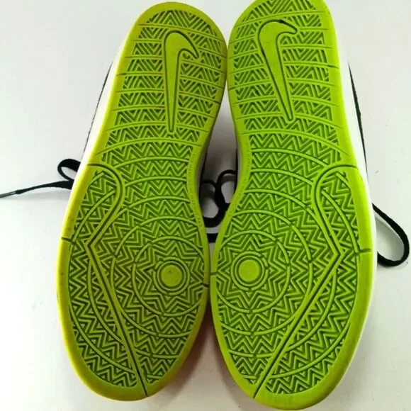 Nike SB Eric Koston Signature Model 6Y Skateboard Shoe. Black Suede/Neon Swoosh - Picture 12 of 15